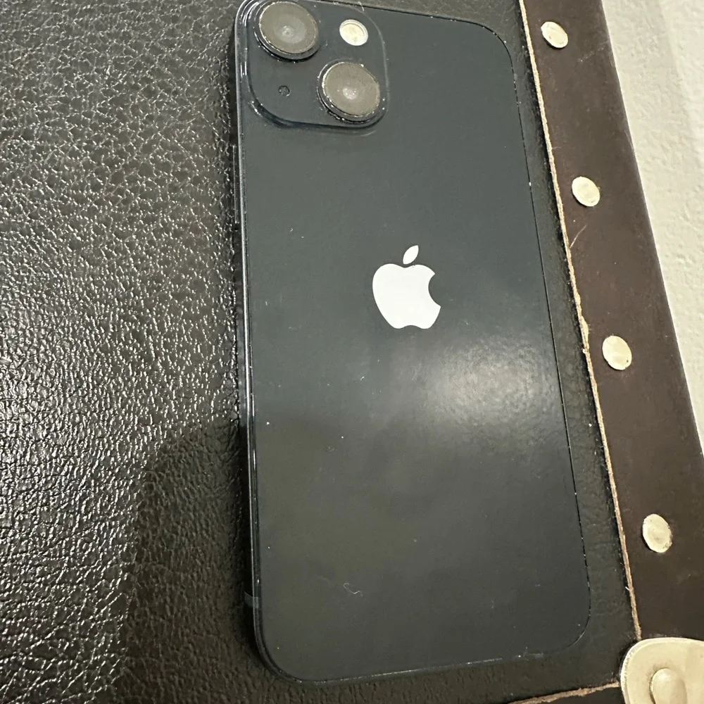 Apple iPhone Midnight Black
